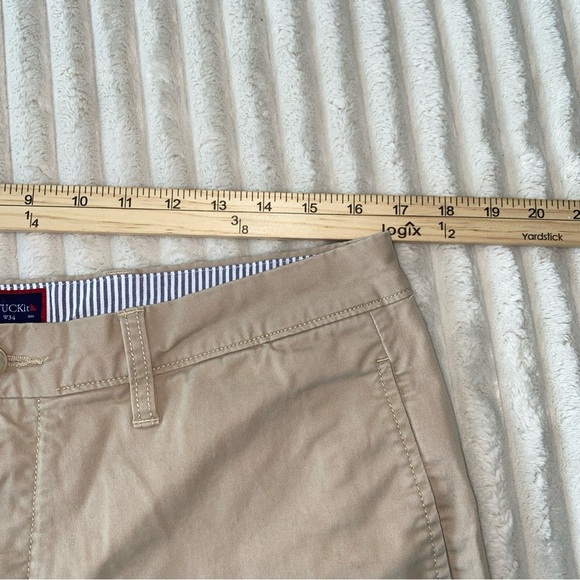 Tan Casual Shorts Untuckit Size 34 Flat front - Picture 3 of 8